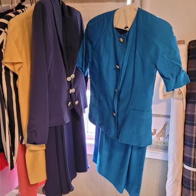 Womenâ€™s Sz M/L Neiman Marcus, Lord and Taylor and More Suit Sets and Dresses (UB2-CE)