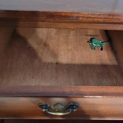 Tall Dresser with Keyholes (UB2-CE)