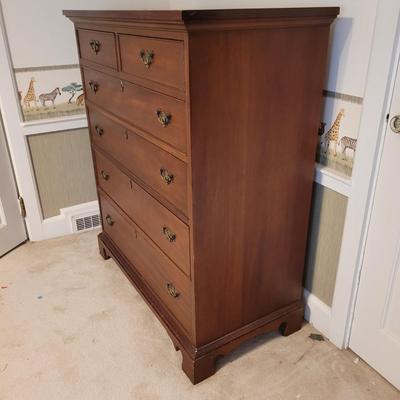 Tall Dresser with Keyholes (UB2-CE)