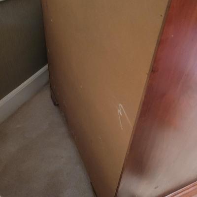 Pennsylvania House Dresser (UB2-CE)