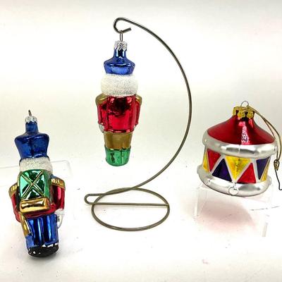 643 Handblown Glass Drummer and Drum Ornaments
