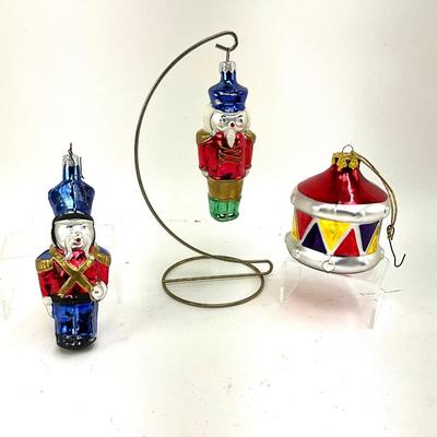 643 Handblown Glass Drummer and Drum Ornaments