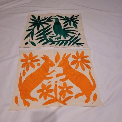Latin American Hand Sewn Mola Art and Embroidered Folk Art (UB2-CE)