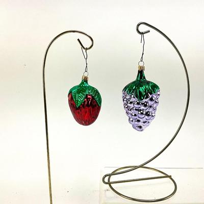 644 Handblown Glass Strawberry and Grapes Ornaments