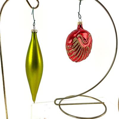 645 Lot of 5 Gold, Red, Green Glass Ornaments