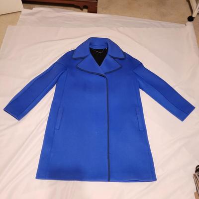 Womenâ€™s Sz L Eileen Fisher, Tahari Shawls, Wool Coats and More (UB2-CE)
