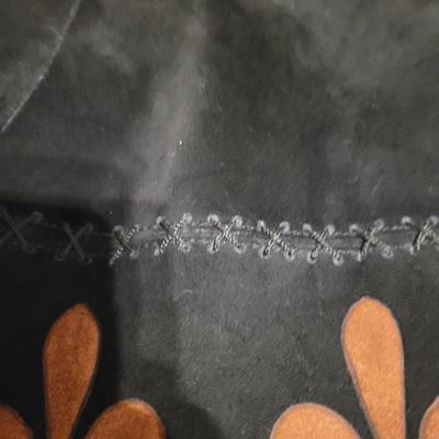 Womenâ€™s Sz L Eileen Fisher, Tahari Shawls, Wool Coats and More (UB2-CE)