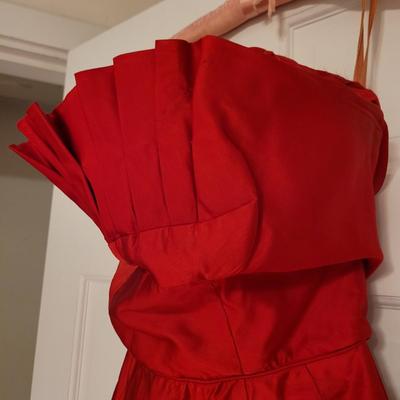 Womenâ€™s Sz 12/14 Vintage Formal Dresses (UB2-CE)