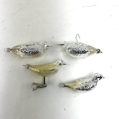 668 Set of 4 Mercury Glass Bird Ornaments/Clip