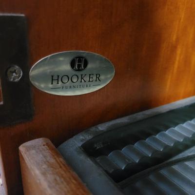 Hooker Veneered Wood Entertainment Console (BD-DW)