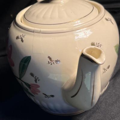 Shawnee Floral Tea Pot