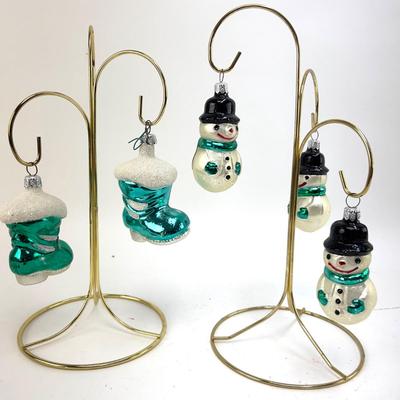 691 Lot of 5 Glass Snowmen and Santa Boots Ornaments