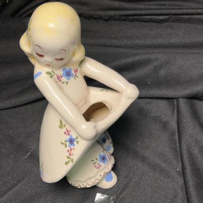DeLee Girl figure