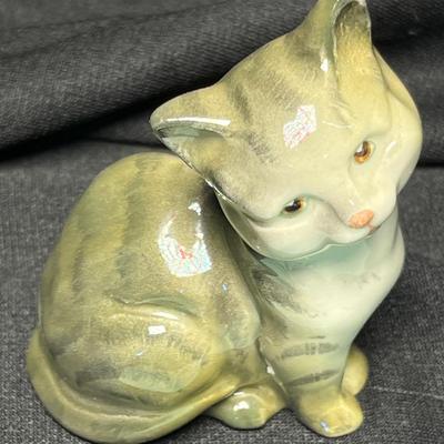 Beswick Tabby Cat Figure