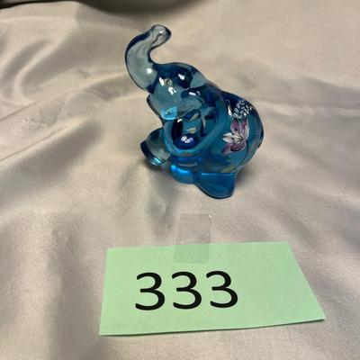 Fenton Elephant Ring holder