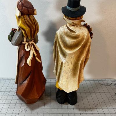 Pair of Pilgrims Statues Made of Resin