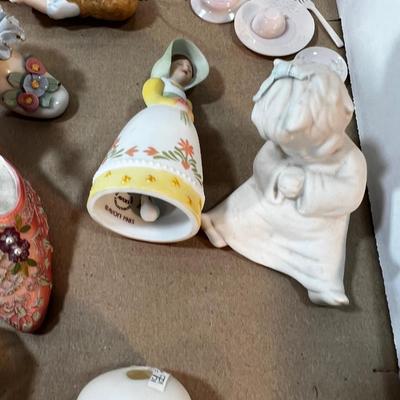 Small Decorative Ceramic Items; Bells, Shoes etc. 