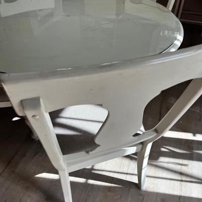 Cream / Bone Colored Round Pedestal Table, Plus Leaf and Glass and 4 dining Chairs, Large