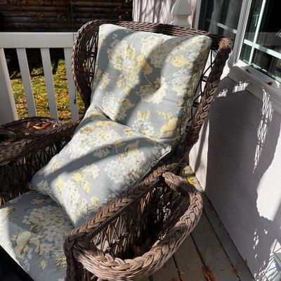 LARGE Brown Wicker Patio Set: Sofa, 2 chairs, coffee table and ottoman