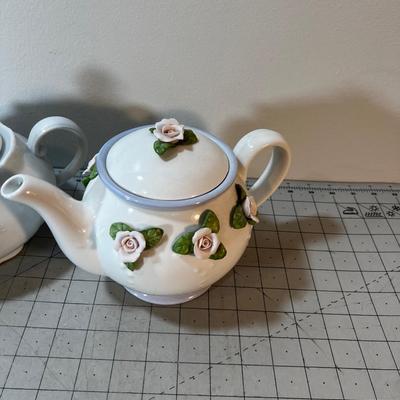 Tea Pots  (2) White and Rose