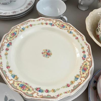 Mixed Lot of Vintage China Mostly Floral