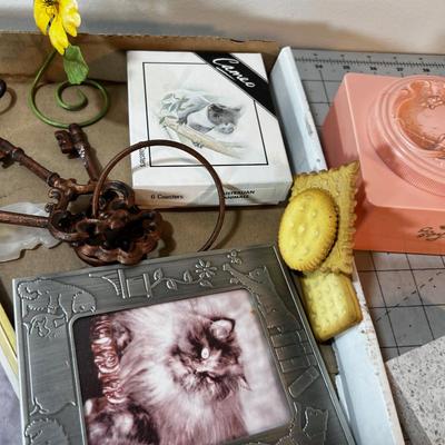 Box of Decorative items: Music Box, Keys etc.