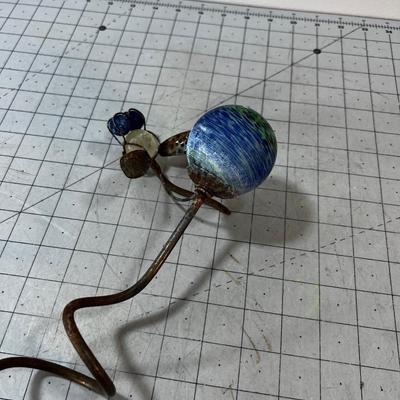 Cute little Artsy Dragonfly Stake 