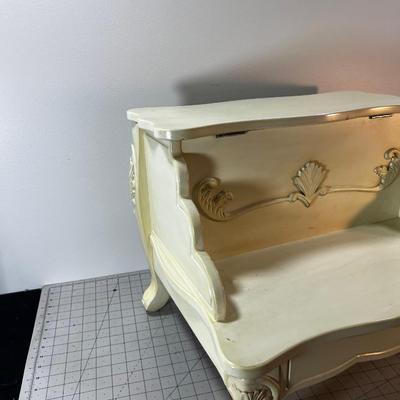 Step Stool with Storage Cubby 