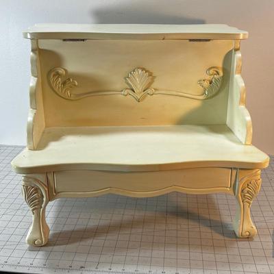Step Stool with Storage Cubby 