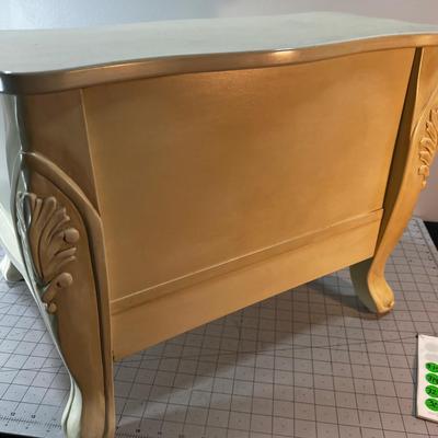 Step Stool with Storage Cubby 