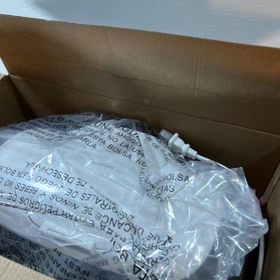 Total Comfort Ultra Sonic Humidifier, New in opened box with Remote