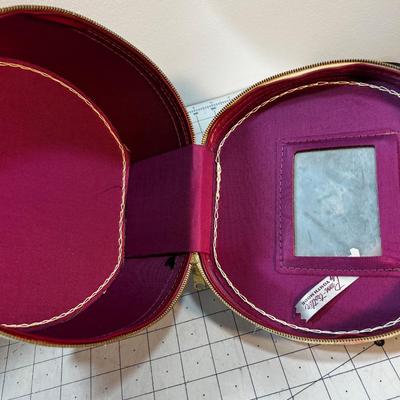 2 Vintage Luggage Pink & Gold 
