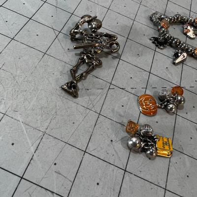 HALLOWEEN Jewels, Pin,  Bracelets, Pendent/charms/earrings 