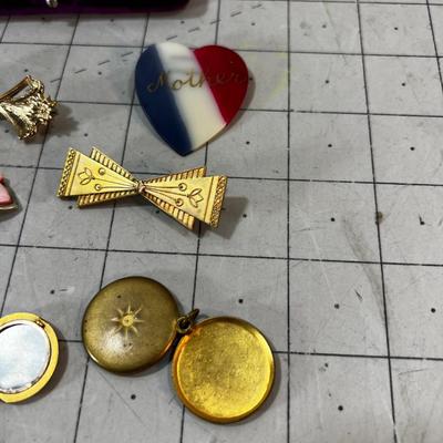 Antique Pins & Lockets 