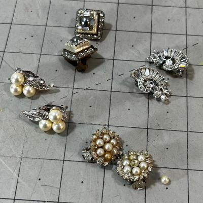 Antique Vintage Rhinestone & Pearl Clip on Earrings 