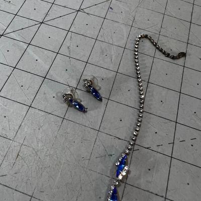 Rhinestone and Sapphire Chocker and Earrings, Set Plus