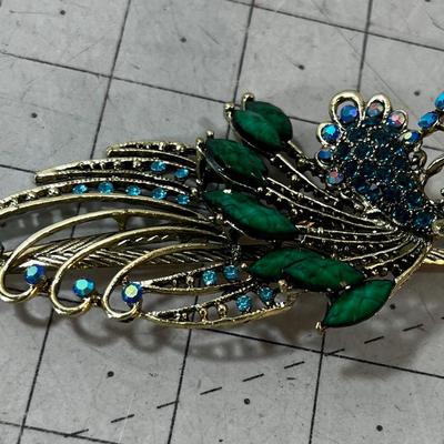 Peacock Jeweled Clip 