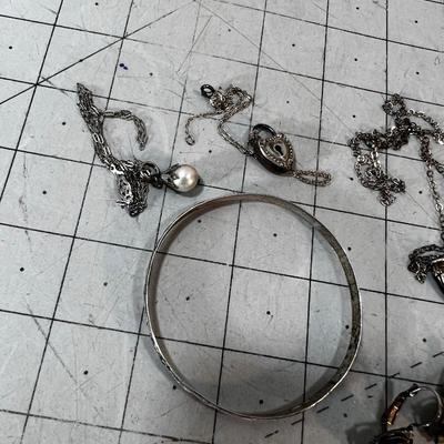 Silver Jewelry most is 925 Earrings and Pendants 