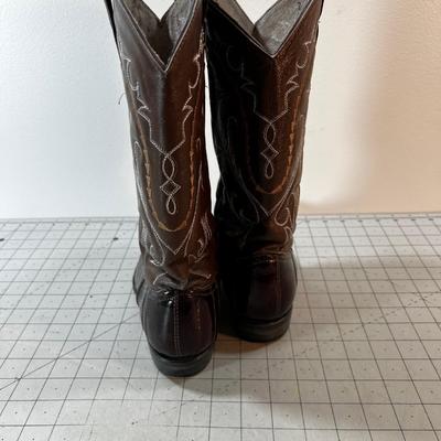 VALADEZ Brown Hand Crafted Eel Skin 