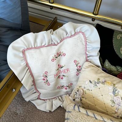 Pillows Mother, Rabbit and a Bear