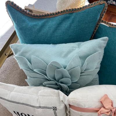 Turquoise Pillow Lot (7) 