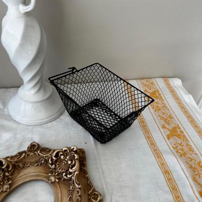 Candle Sticks, Frames and Misc. DÃ©cor' Lot