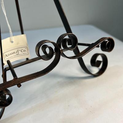 13" SCROLLED DESIGN EASEL NEW WITH TAG