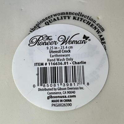 CUTE CERAMIC HOUND DOG WITH KERCHIEF UTENSIL CROCK by PIONEER WOMAN