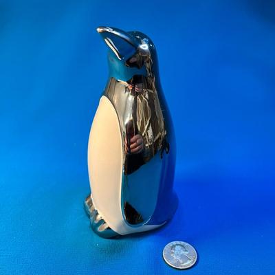 CERAMIC PENGUIN WITH METALLIC SILVER PAINTED COAT, HEAD, FEET