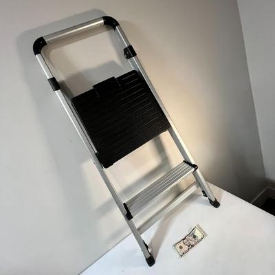 COSCO 2-STEP FOLDING STEP STOOL