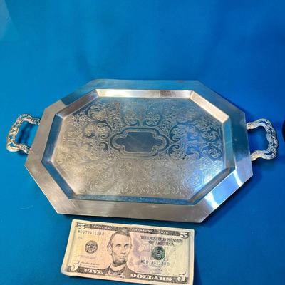 VINTAGE SMALL SILVER PLATED SERVING TRAY
