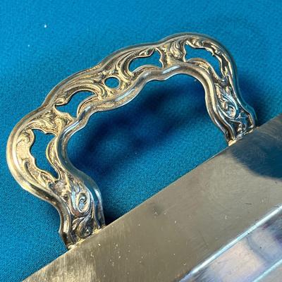 VINTAGE SMALL SILVER PLATED SERVING TRAY