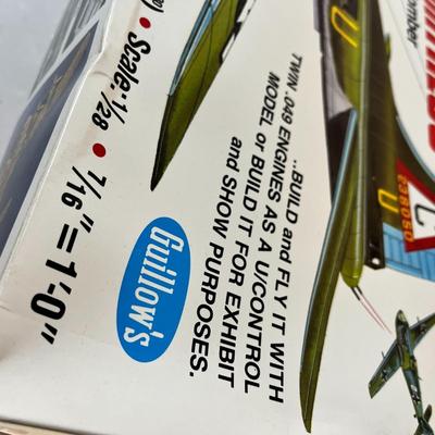 B-17G BOEING FLYING FORTRESS WWII BOMBER MODEL GIANT SCALE BALSA KIT 