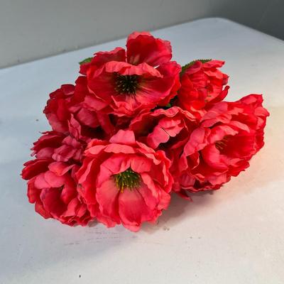 BOUQUET OF DARK PINK SILK FLOWERS